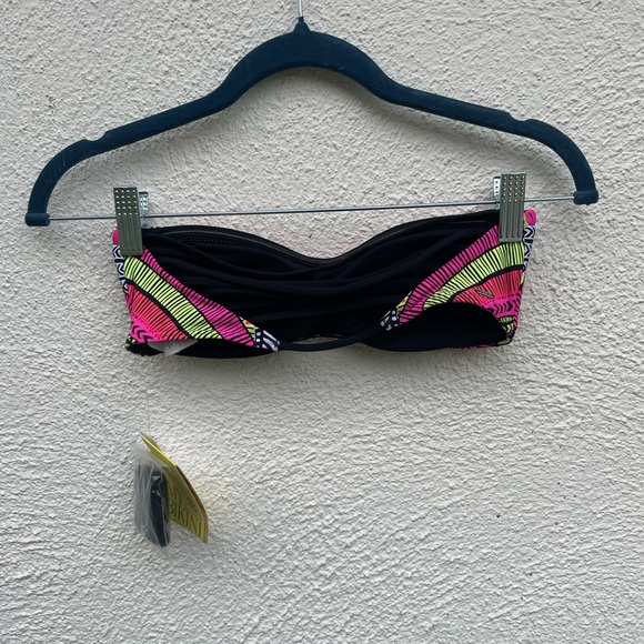 NWT Ripcurl Bikini Top - Picture 6 of 8